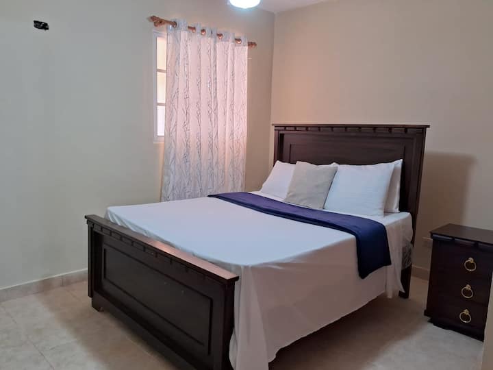 საძინებელი 4