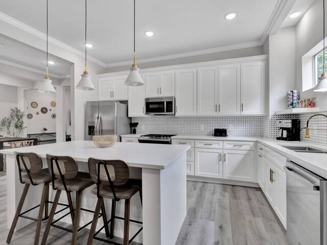 Modern Luxury Minutes from Downtown Dallas gallery image 3