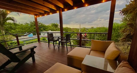 Casita 3: Ocean views, Walk to Sandy Beach & food