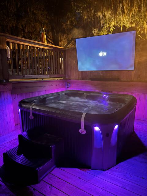 Parris Island | Pets Friendly | Hot Tub | RV Site
