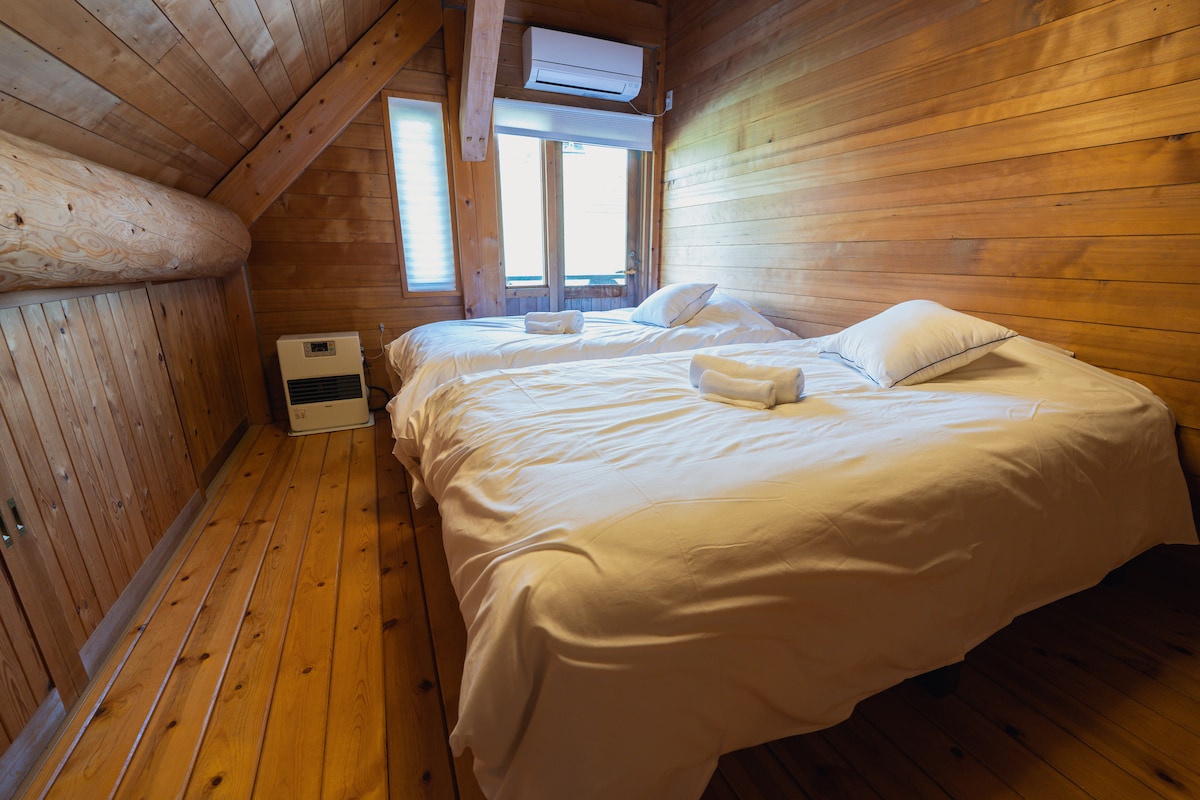 川沿いのログハウス - 借りられるシャレー - 白馬村、長野県、日本