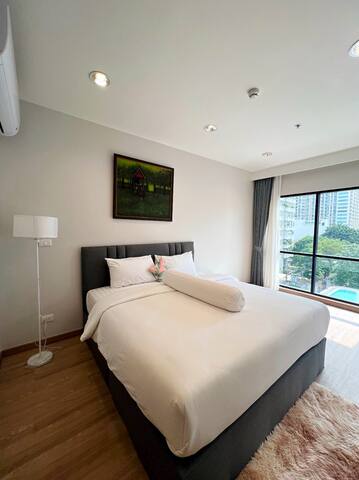 401: Luxury 4Beds 4BA High Ceiling, City/Pool View gallery image 3