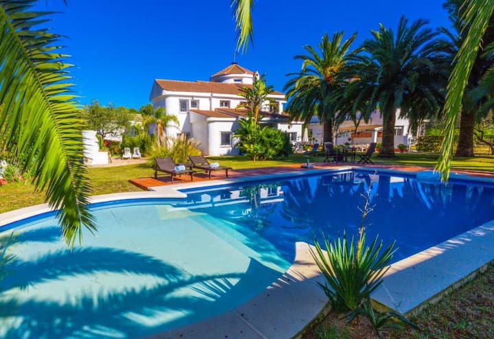 Villa Dea - Home Away From Home - Salou