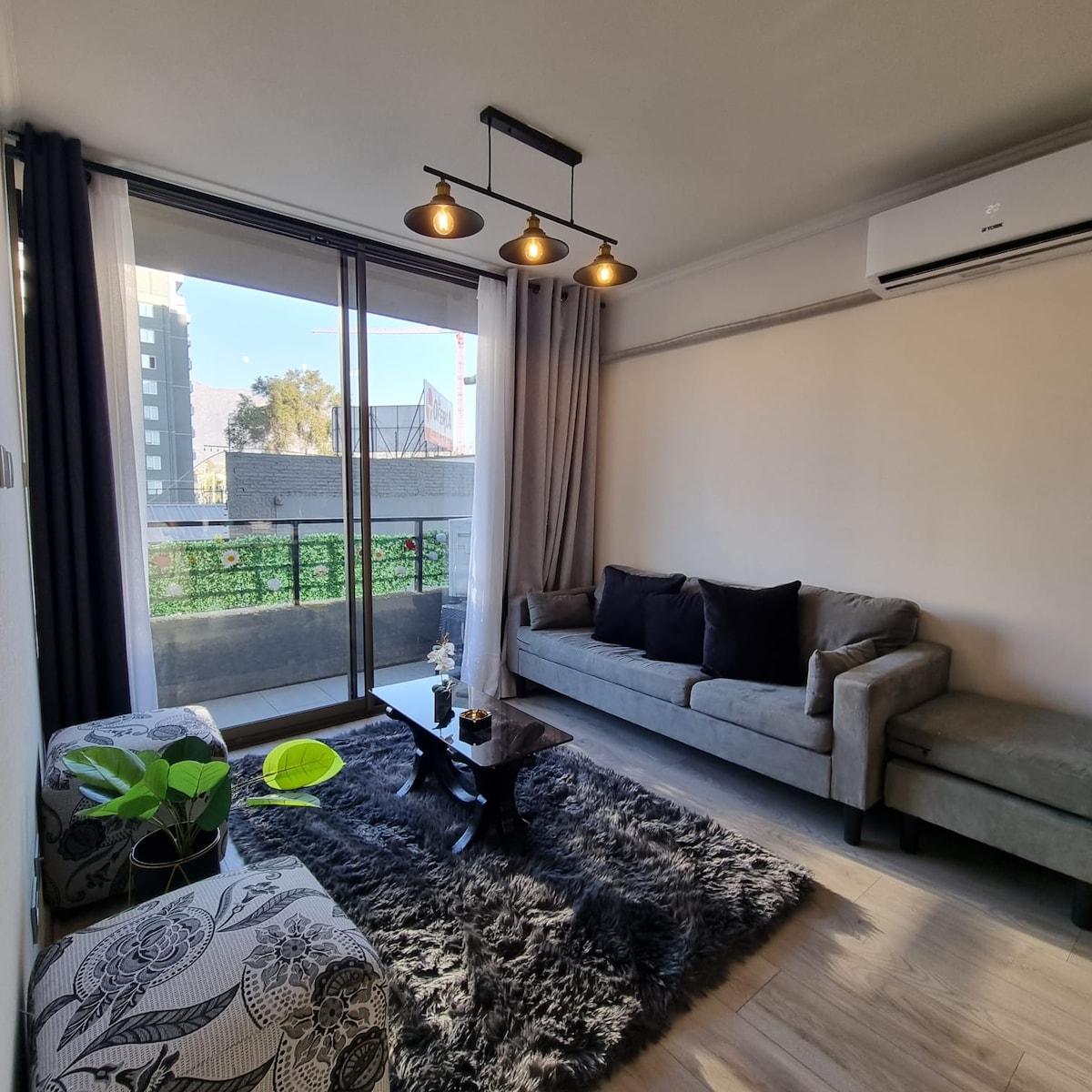 მისაღები ოთახი