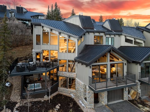 Popular Airbnb listing: Deer Valley Ski Chalet @ downtown Park City in Park City