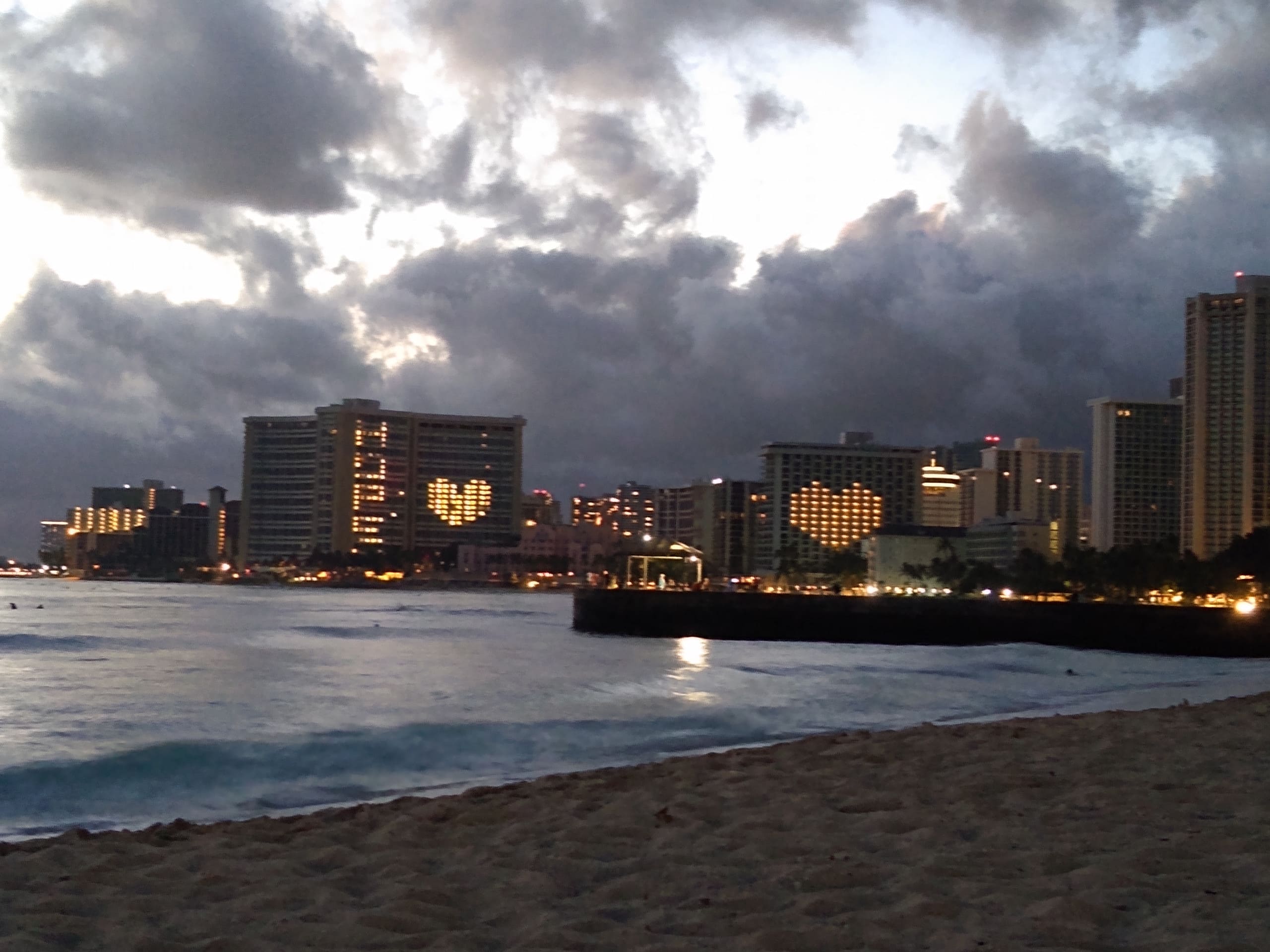 :1211 Hawaiian Palms: - Image 14