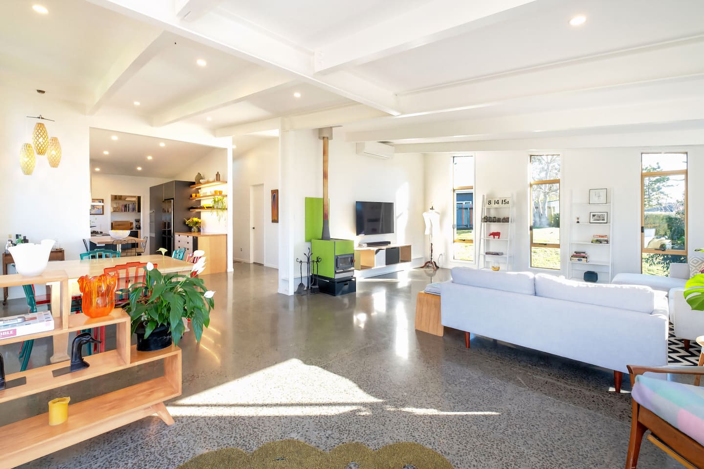 Comfortable, Stylish, 2 Beds, Close To Village 5