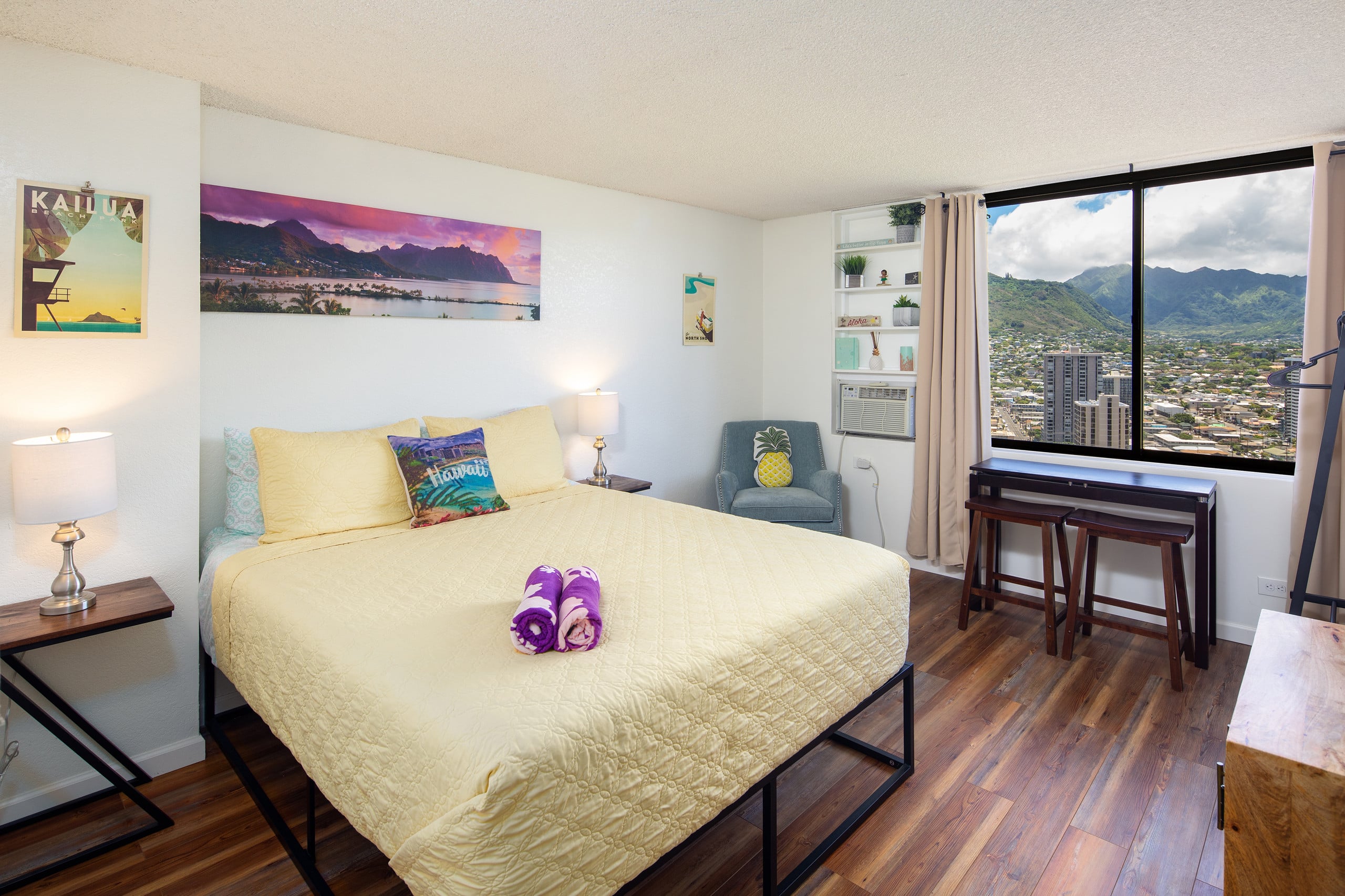 :3206B Waikiki Tropics: - Image 1