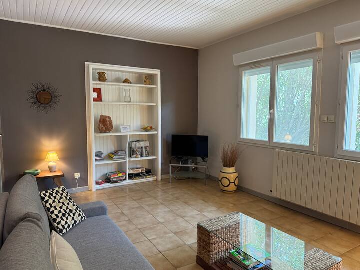 Havre Spacieux En Campagne - Grillades & Jardin - Capestang