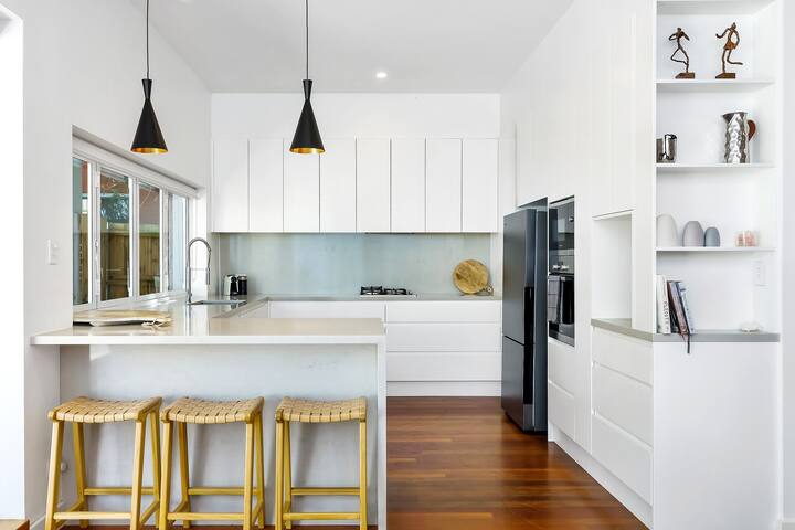 Pool Heated to 30º gallery image 3