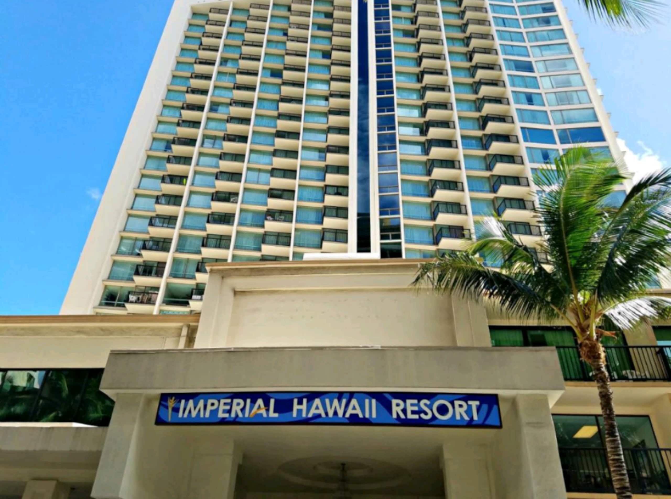 Place to stay in Honolulu · ★4.93 · 2 bedrooms · 3 beds · 2 private baths - Image 21