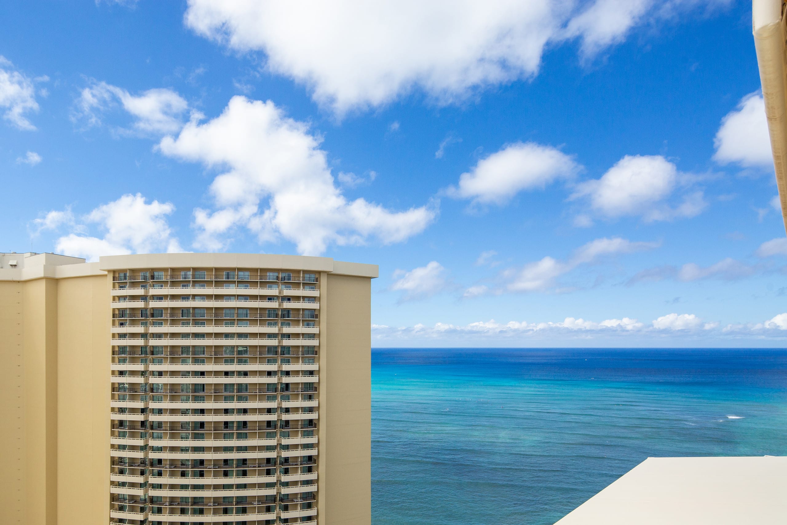 Place to stay in Honolulu · ★4.93 · 2 bedrooms · 3 beds · 2 private baths - Image 13