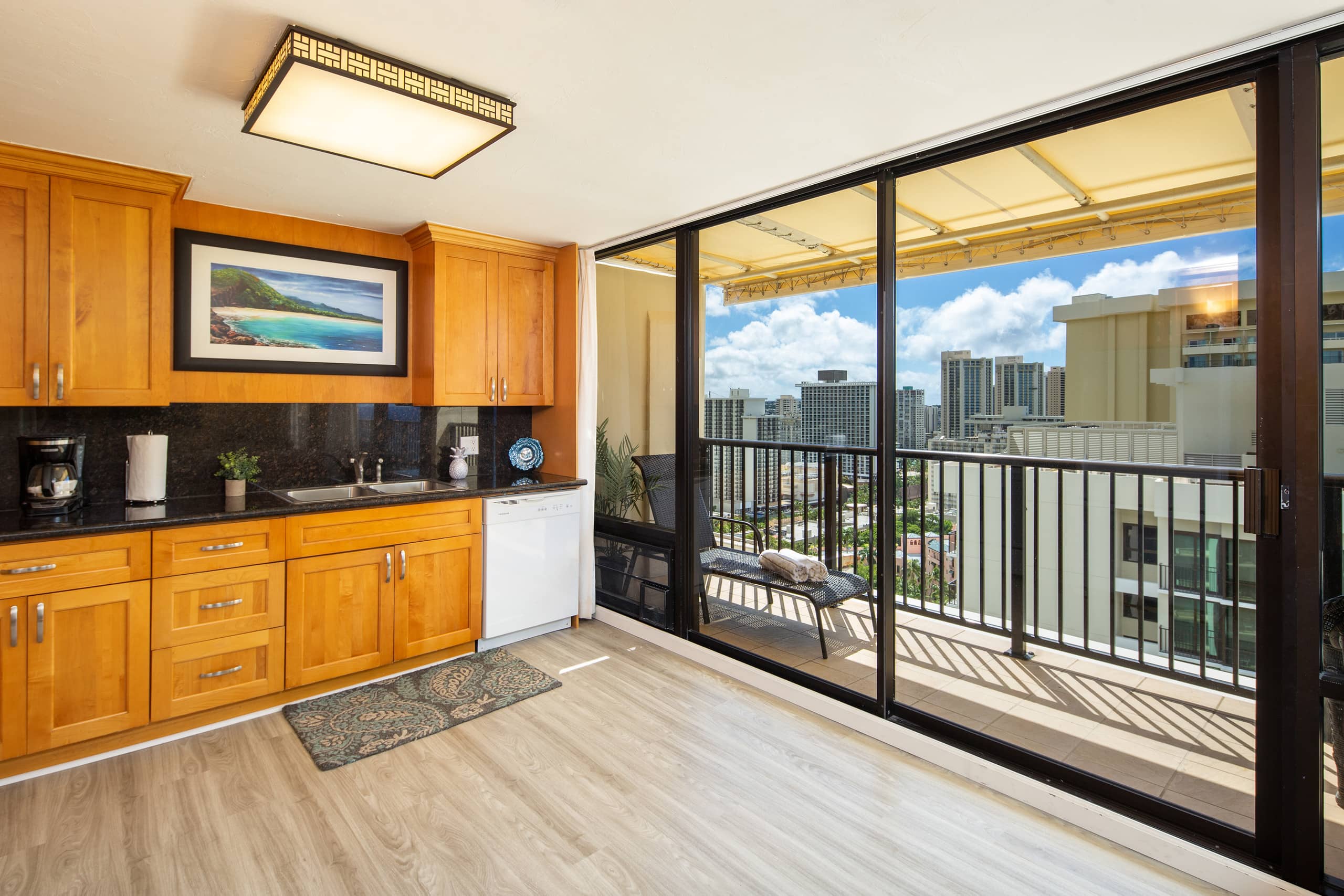 Place to stay in Honolulu · ★4.93 · 2 bedrooms · 3 beds · 2 private baths - Image 5