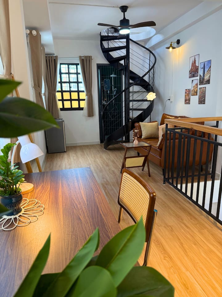 Beautiful City Center 5br Whole Townhouse In D1 - Ho Chi Minh City