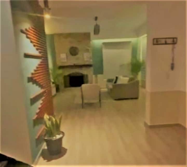 客厅很舒适，配有沙发床，可供2人使用。