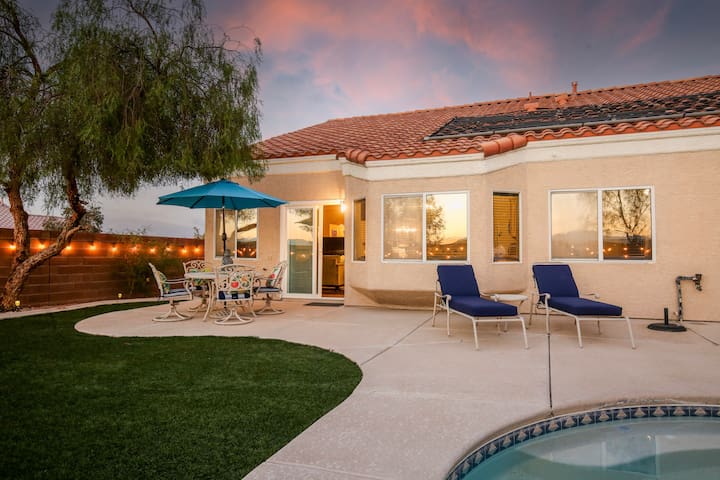 Relaxing 4BR Family Home with Pool and Games