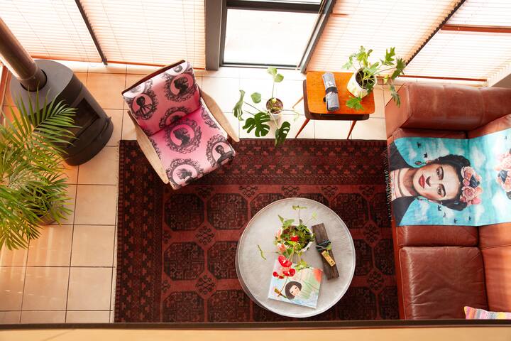 House of JOY gallery image 5