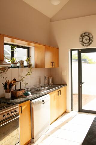 House of JOY gallery image 4