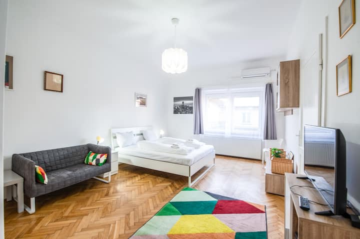 Polygonia Apartment - Budapest