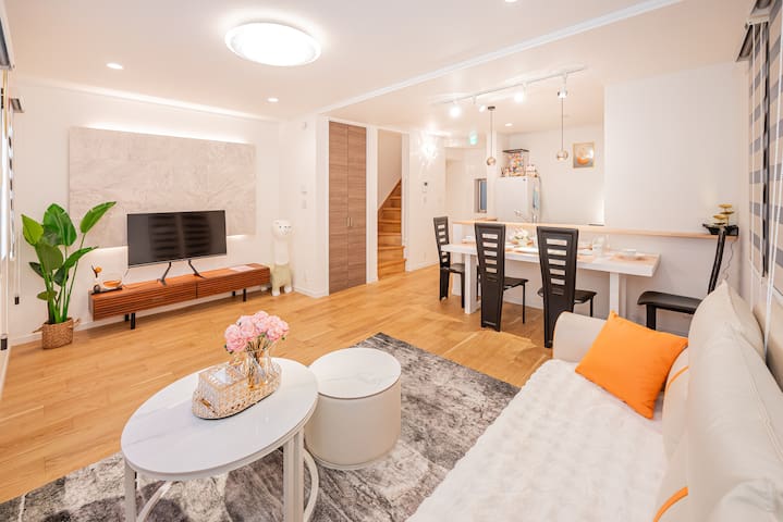 全新JR山手線徒步3分近浅草寺上野直达秋叶原、新宿、涩谷、池袋、原宿、成田机场独栋三层110平别墅