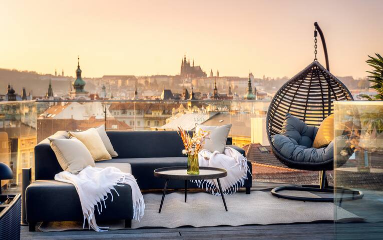 6BR Billionaire’s NEST HOT TUB + 3 teraces gallery image 2