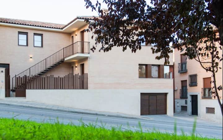 Casa Alfares De Muralla. Parking Privado Gratuito - Toledo