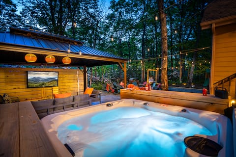 Luxury|Outdoor Lounge|Hot Tub|Fire Pit|Family&Pets