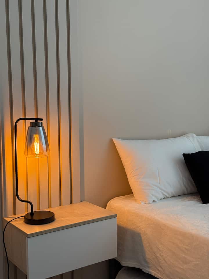 Cama 2 plazas + diván 1.5 plazas