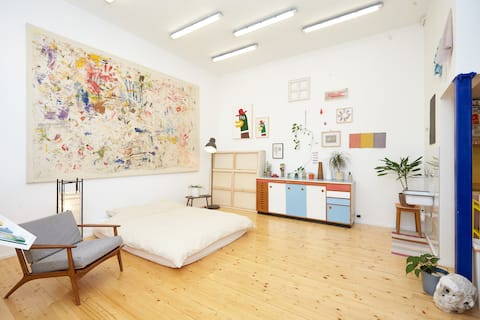 Top performing Airbnb: Downtown Atelier in Trešnjevka Sjever
