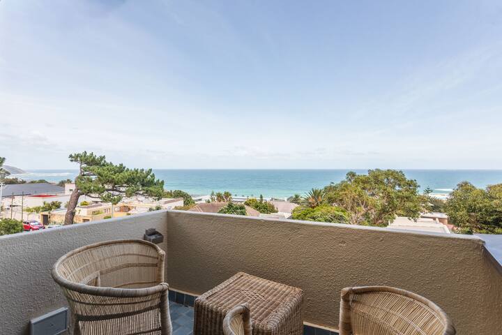 Stunning apartment in Cape Town gallery image 2