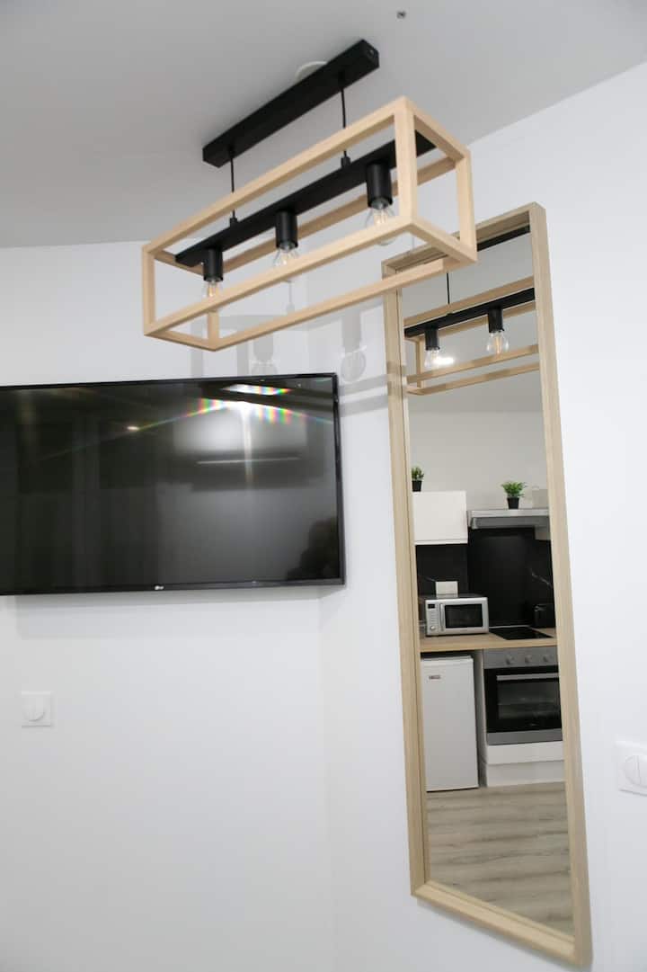 Joli Studio/clim/wifi - Pithiviers