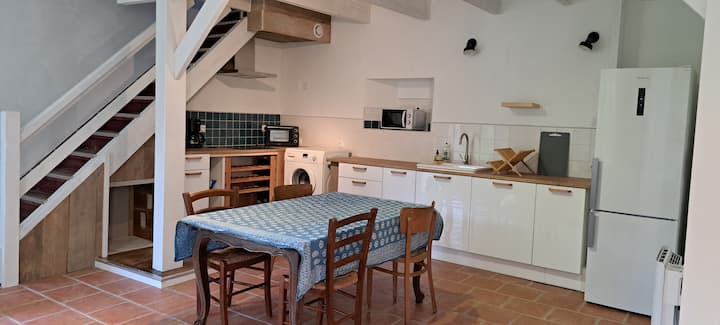 Gîte Pour Artistes Et Vacanciers. - Guingamp