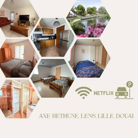 House - Parking
3 bedrooms - 4 beds
3 to 6 people