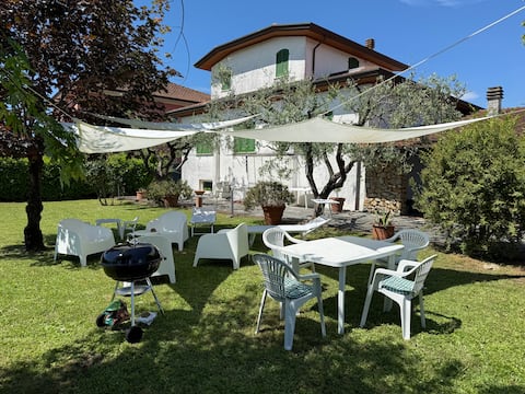 Villa Prestige among the Vineyards of Sarzana