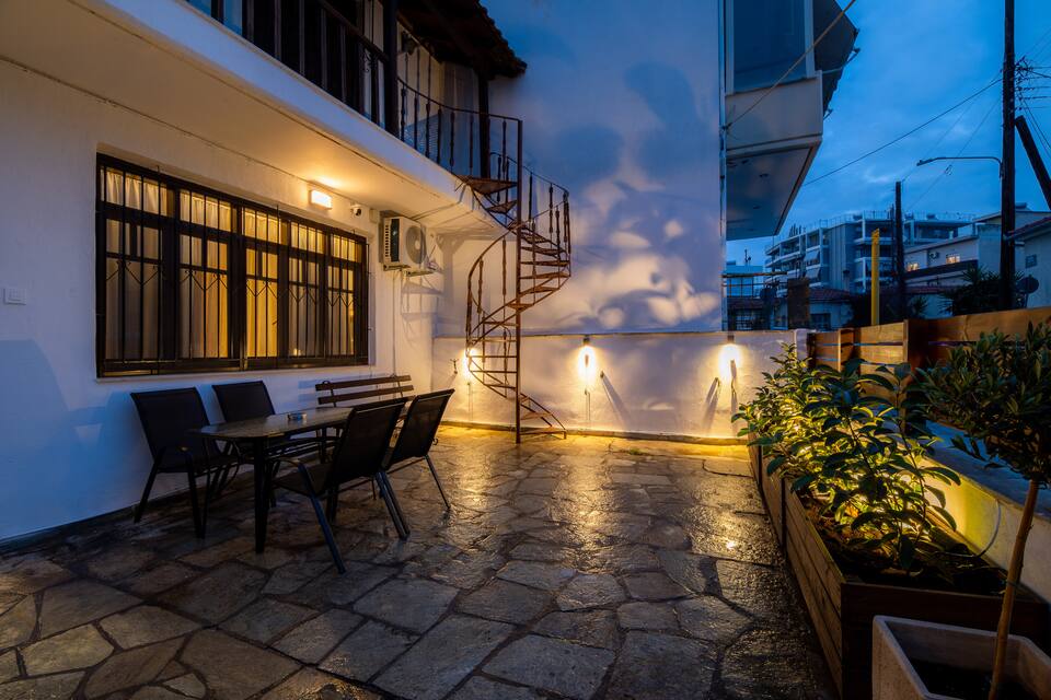 Seren Home, a polished flat in Volos, Nea Ionia, Volos, Greece, photo 9 of 10