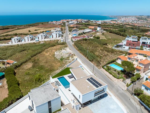Casa Caracol, with a panoramic ocean view gallery image 5