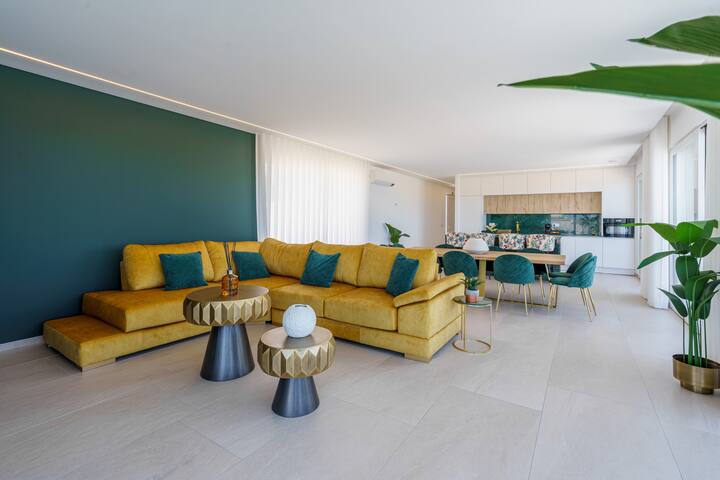 Casa Caracol, with a panoramic ocean view gallery image 4