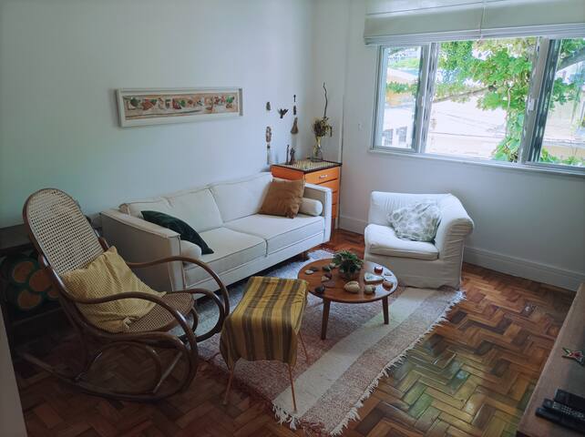 Refúgio Humaitá – 2 Quartos – 10min de Copacabana! gallery image 4