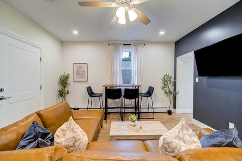 Room for Everyone: Spacious 6BR West Point Retreat