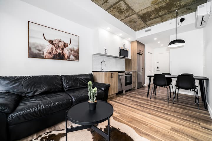 Suite Texas Confort | Free Parking | Piscine & Bbq - Québec City