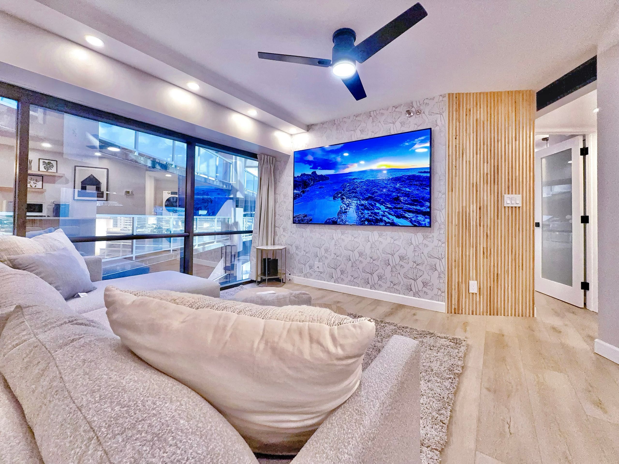 Financial District 1BR-Fully Renovated w/Parking - Image 9