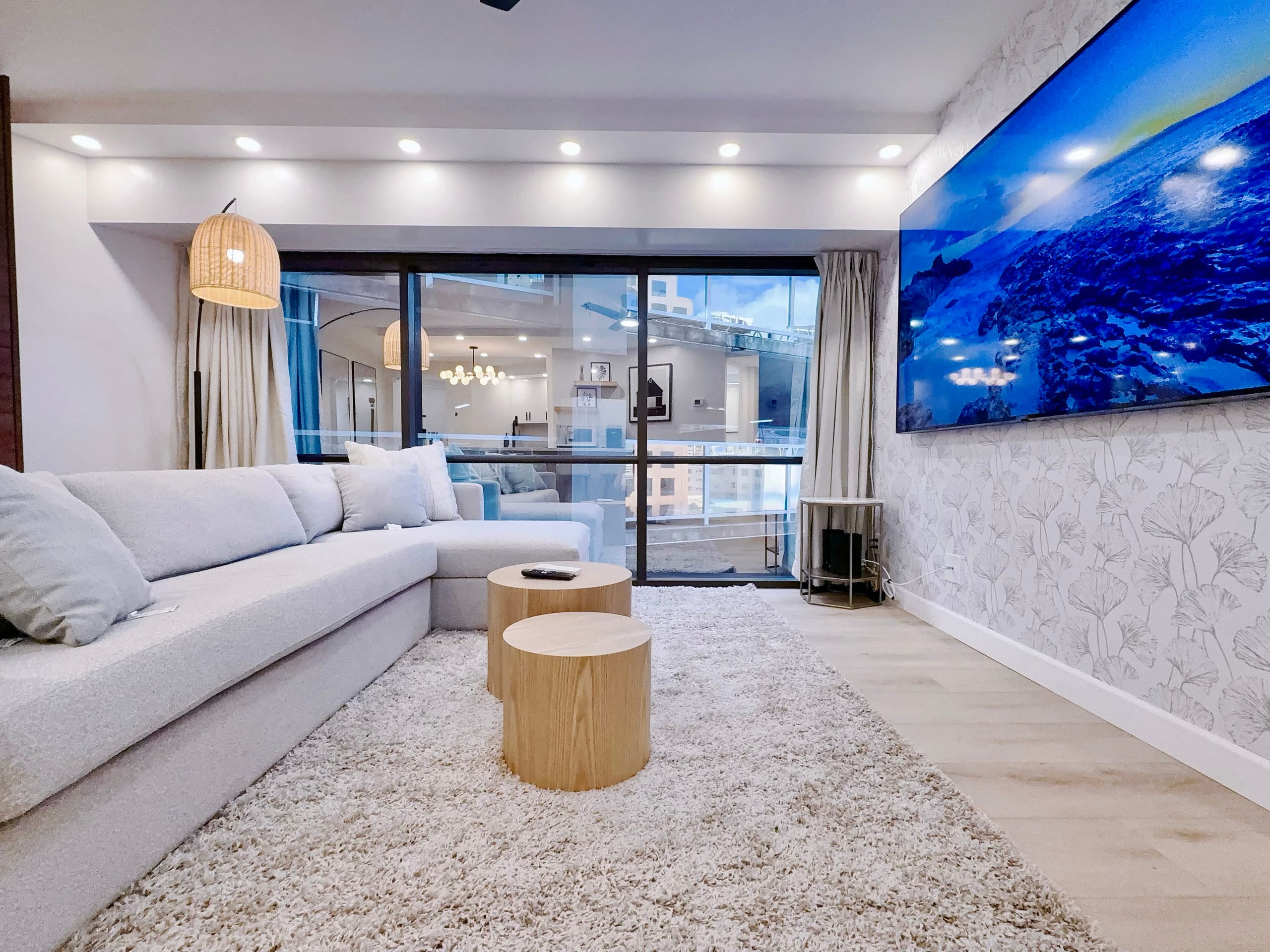 Financial District 1BR-Fully Renovated w/Parking - Image 6