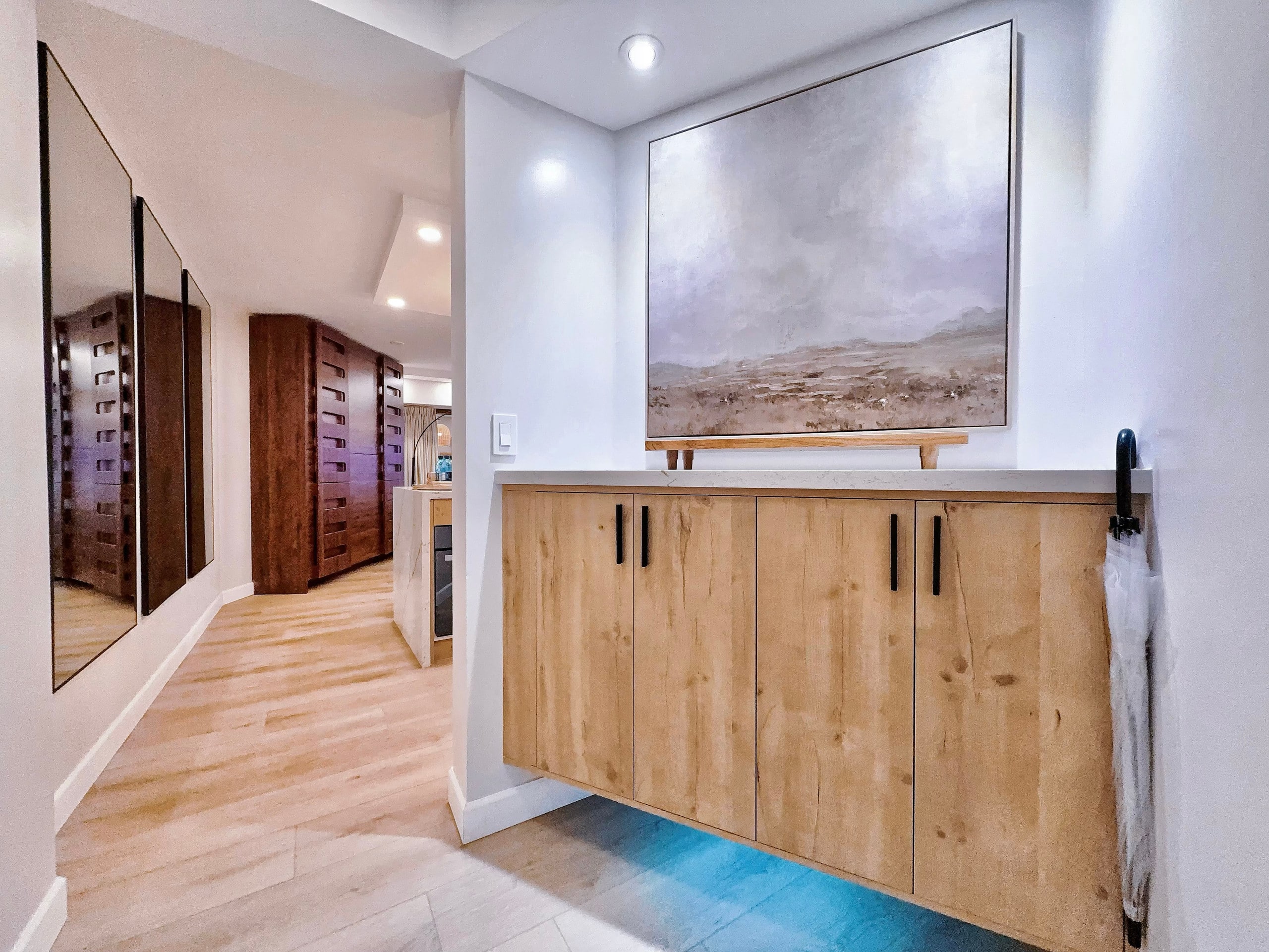 Financial District 1BR-Fully Renovated w/Parking - Image 13
