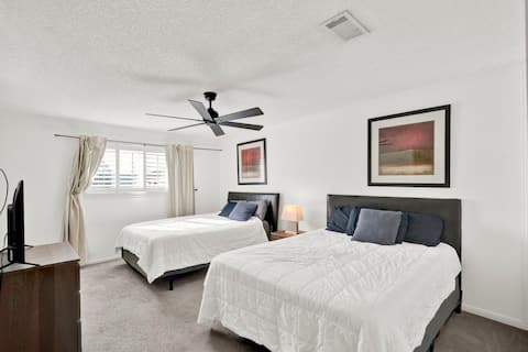 Top Airbnb: Vibrant 3bed Condo: Energy Corridor in Memorial