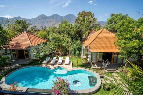 Luxury Villa | Pool, Sauna, Ice Bath & 360 View