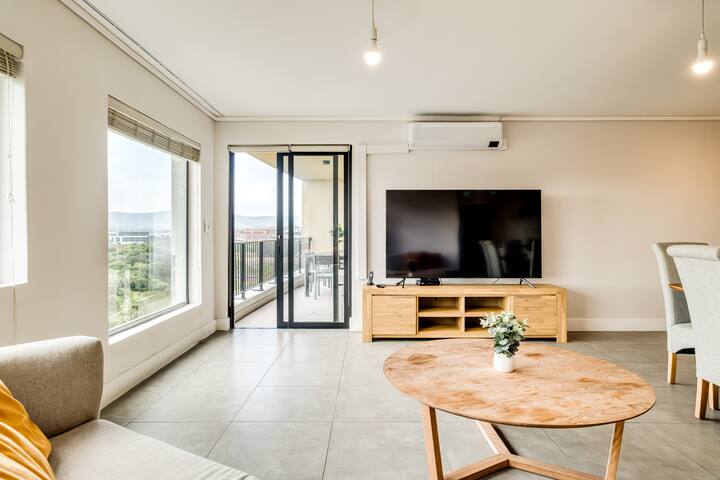 Belina – Waters Edge Premier gallery image 5