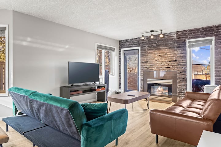 2br Bow Valley Retreat W/ Bbq | Near Parks & Banff - Canmore