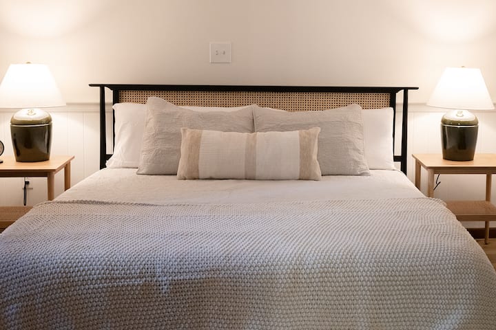 საძინებელი 4