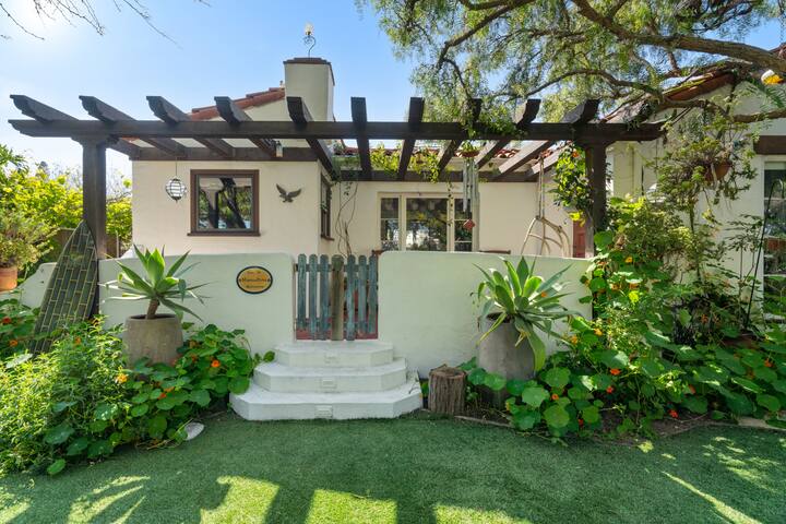 Family Paradise in Venice Beach gallery image 2