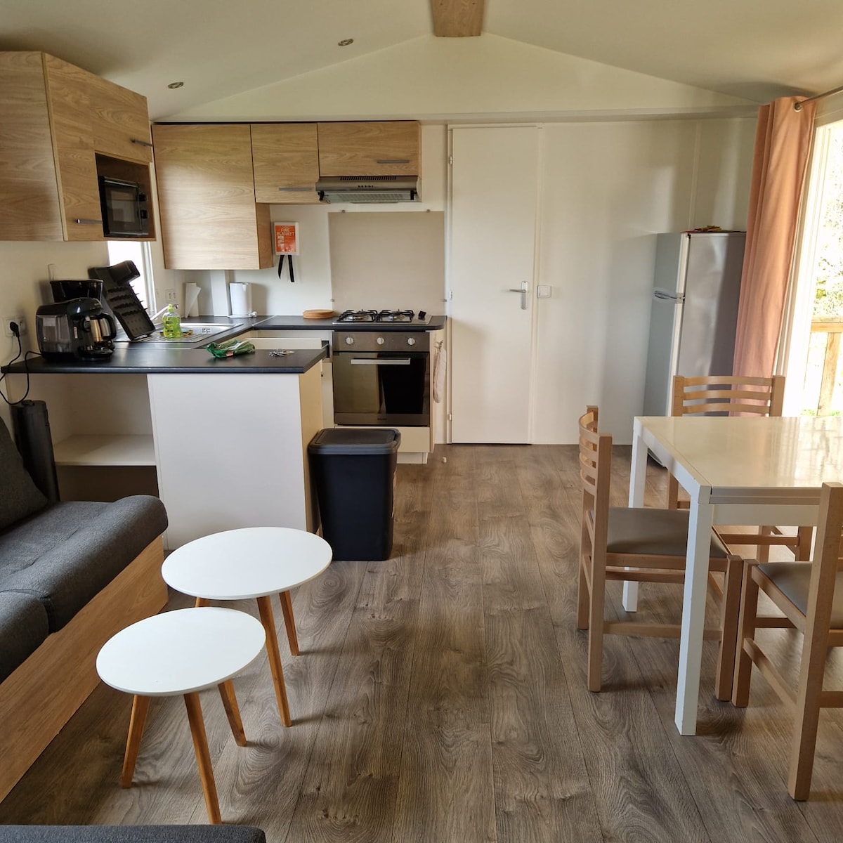 Top Airbnb: Mobile home, 40 m2, 3 bedrooms, 2 bathrooms. à Litteau